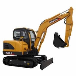 Yuchai Yc60-9 Cabin Mini Bagger Excavator for Rock-Breaking 6 Ton Excavator