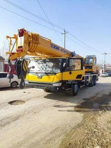 Durable Qy30K Truck Crane for Heavy Duty Work