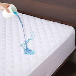 COMFLIVE Waterproof Breathable Mattress Pad and Bed Cover