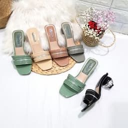 Women fashion sandals